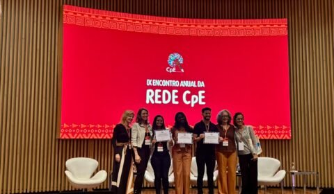 Professora da Prefeitura de Manaus recebe prêmio nacional por projeto de educação ambiental em creche municipal
