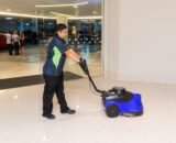 Limpeza profissional ajuda empresas a reduzir desperdícios e controlar custos