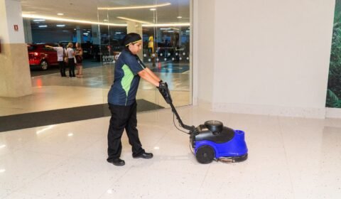 Limpeza profissional ajuda empresas a reduzir desperdícios e controlar custos