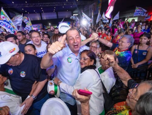 Omar anuncia Hospital do Idoso e retomada de centros de convivência no Amazonas