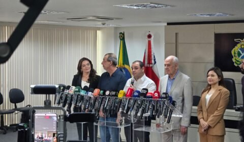 Omar Aziz indica nomes para acompanhar transição de governo no Amazonas