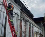 Prefeitura inicia nova etapa de combate à poluição visual com ordenamento de fios e cabos no Centro