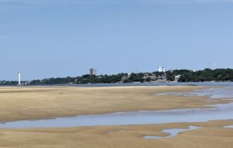 Rio Negro fica abaixo dos 18 m em Manaus e segue em vazante regular na Bacia do Amazonas