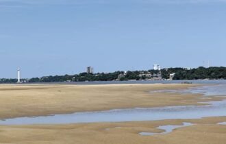 Rio Negro fica abaixo dos 18 m em Manaus e segue em vazante regular na Bacia do Amazonas