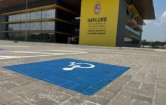Prefeitura de Manaus reforça respeito às vagas reservadas para pessoas com deficiência e idosos na nova sede do Implurb